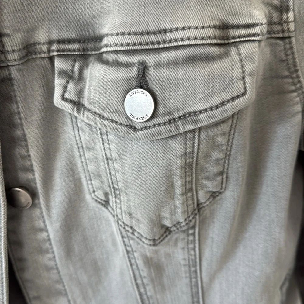 [Liverpool] gray denim jacket - Picture 2 of 3